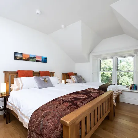 Ld1000 ,lough Dan Bed & Breakfast